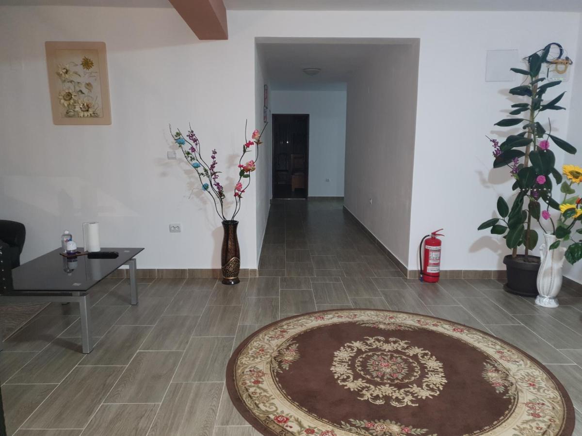 Pensiunea Ronicson Milostea Dış mekan fotoğraf