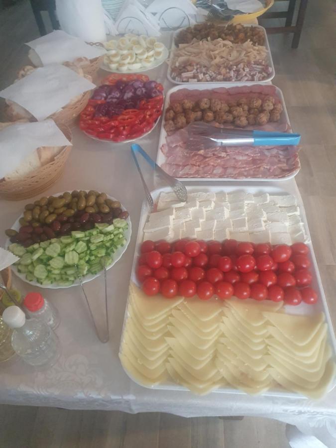 Pensiunea Ronicson Milostea Dış mekan fotoğraf